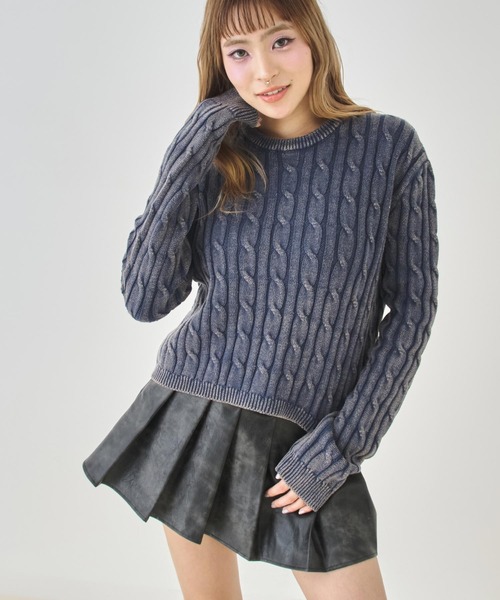 ANAP(アナップ)の「ウォッシュ加工 ケーブル編み ニット(ニット/セーター・レディース・ネイビー/イエロー/アイボリー・F)」の2枚目の写真