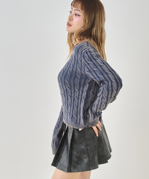 ANAP(アナップ)の「ウォッシュ加工 ケーブル編み ニット(ニット/セーター・レディース・ネイビー/イエロー/アイボリー・F)」の9枚目の写真