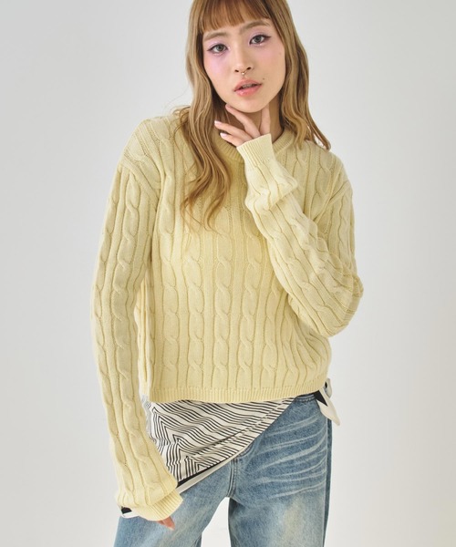 ANAP(アナップ)の「ウォッシュ加工 ケーブル編み ニット(ニット/セーター・レディース・ネイビー/イエロー/アイボリー・F)」の11枚目の写真