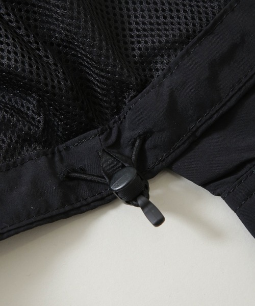 THE NORTH FACE(ザノースフェイス)の「THE NORTH FACE/Hydrena Wind Jacket(ブルゾン・メンズ・ブラック/グレー・L/M/S)」の4枚目の写真