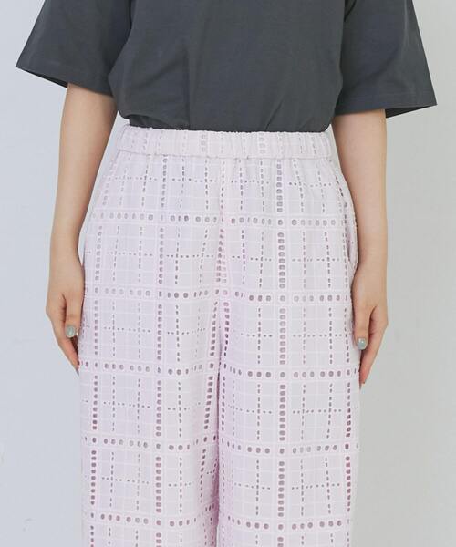 conges payes ADIEU TRISTESSE（コンジェ ペイエ アデュートリステス）の「チェックエンブロイダリーパンツ（その他パンツ・レディース・ブラック/ピンク・38）」の15枚目の写真