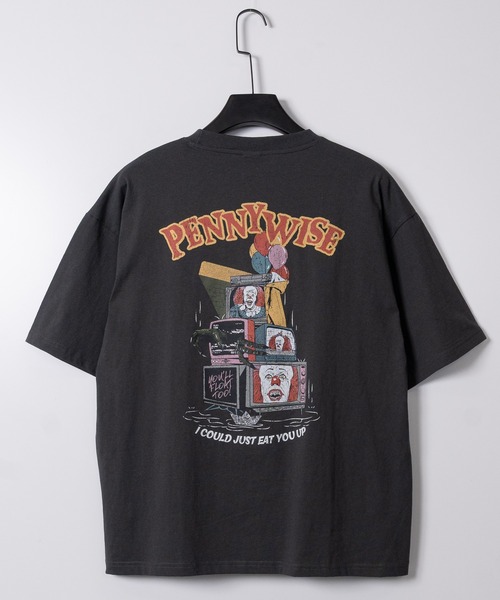 JOHN'S CLOSET(ジョンズクローゼット)の「【15】〔IT/イット〕 ペニーワイズ アソートプリント ユーズドライク半袖Tシャツ(Tシャツ/カットソー・メンズ・ホワイト系2/ホワイト系1/ブラック系1/ホワイト系4/ブラック系3/ブラック系4/ブラック系2/ホワイト系3・MEDIUM/X-LARGE/LARGE)」の18枚目の写真