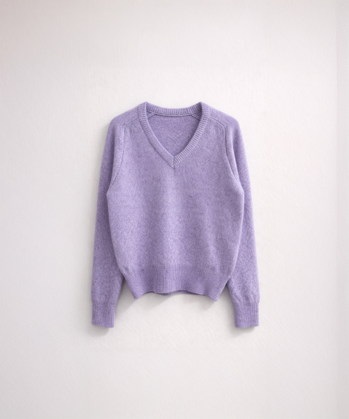 320SHOWROOM(320ショールーム)の「Wool Blend V-Neck Knit Sweater Lavender(ニット/セーター・レディース・ラベンダー・FREE)」の3枚目の写真
