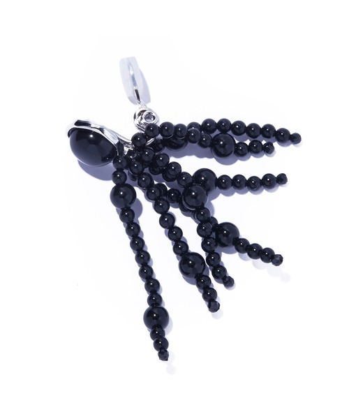 IRIS47（イリスフォーセブン）の「【IRIS 47】tarantella onyx earring/タランテラ オニキス イヤリング BO248（イヤリング・レディース・ブラック・FREE）」の2枚目の写真
