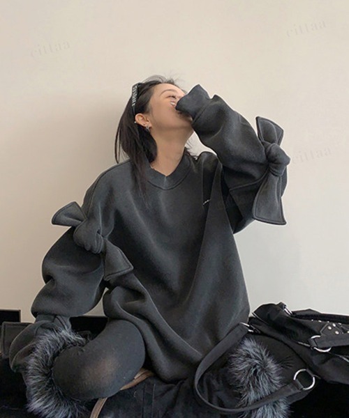 Dalfwin（ダールフィン）の「韓国ファッション ricecake刺繍ロゴBIG袖リボンスウェット（スウェット・レディース・ライトグレー/ブラック・FREE）」の6枚目の写真