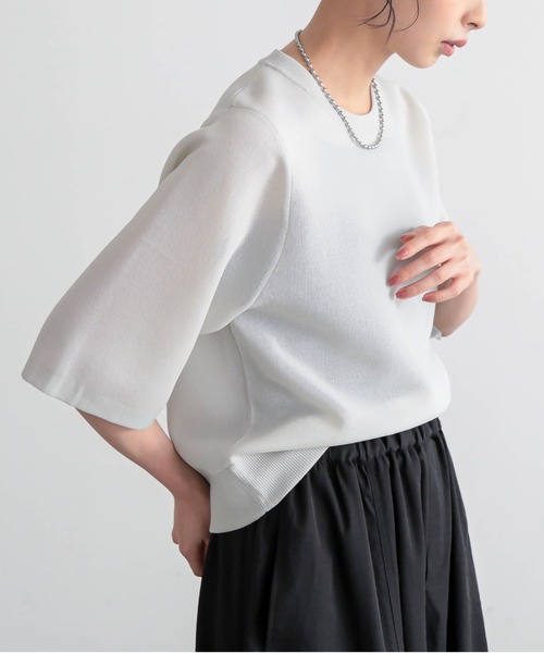for/c(フォーシー)の「ふくらみシアーニットトップス【サスティナブル】(ニット/セーター・レディース・ライトグレー/ピンク/ブラック・M/L)」の22枚目の写真