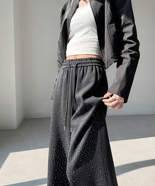 LAFFMO（ラフモ）の「スパンコール付きスウェットカーブパンツ（その他パンツ・レディース・ベージュ/グレー・F）」の15枚目の写真