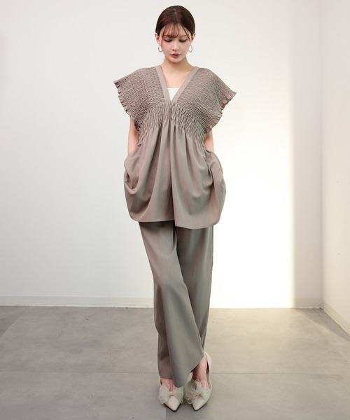 DRESS PLUS(ドレスプラス)の「楊柳素材が涼しげなセットアップ(セットアップ・レディース・グレー/ブラック/ダークベージュ・M)」の3枚目の写真