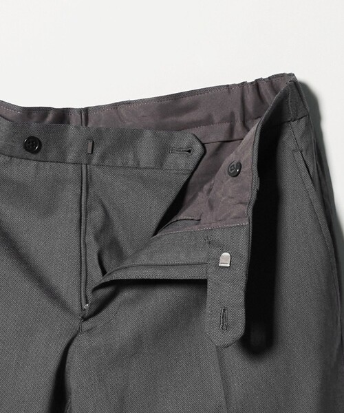 A DAY IN THE LIFE UNITED ARROWS(アデイインザライフユナイテッドアローズ)の「ドビー ノープリーツ スラックス-マシンウォッシャブル・接触冷感-<A DAY IN THE LIFE>(スラックス・メンズ・ネイビー/ベージュ/ダークグレー/ライトグレー・XL/L/M/S)」の15枚目の写真