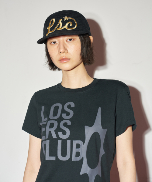 LOSERS CLUB(ルーザーズクラブ)の「ロゴ半袖Tシャツウーマンフィットブラック(Tシャツ/カットソー・レディース・その他・SMALL)」の3枚目の写真
