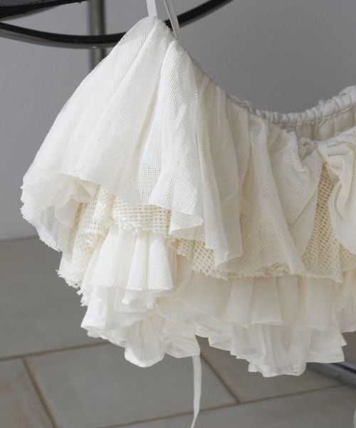 anuke(アンヌーク)の「Mesh Frill Camisole(キャミソール・レディース・ホワイト/ブラック・FREE)」の14枚目の写真