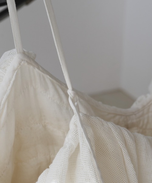 anuke(アンヌーク)の「Mesh Frill Camisole(キャミソール・レディース・ホワイト/ブラック・FREE)」の15枚目の写真