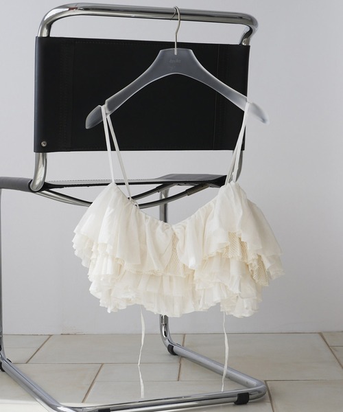 anuke(アンヌーク)の「Mesh Frill Camisole(キャミソール・レディース・ホワイト/ブラック・FREE)」の13枚目の写真