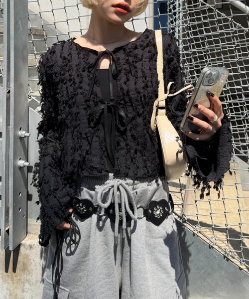 w closet(ダブルクローゼット)の「フリンジ前リボンボレロ カーディガン(シャツ/ブラウス・レディース・ブラック/アイボリー/ブルー/ピンク・FREE)」の9枚目の写真