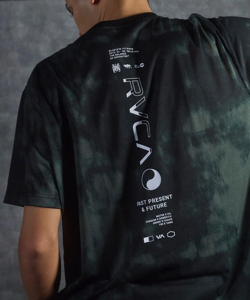 RVCA(ルーカ)の「RVCA/ルーカ 半袖 Tシャツ ロゴ バックプリント 速乾 軽量 ストレッチ BG04A221(Tシャツ/カットソー・メンズ・ブラック×ブラック/ブラック×ホワイト/グレー・S/L/M)」の11枚目の写真
