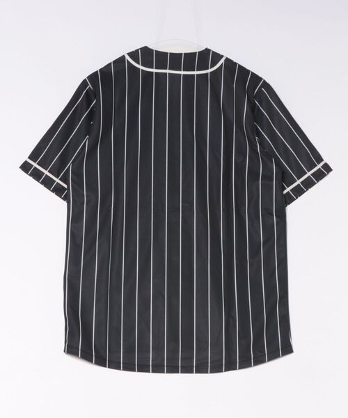 TONE SELECT WEAR（トーンセレクトウェア）の「United Athle Sports(ユナイテッドアスレスポーツ) 4.1オンス ドライ ベースボールシャツ メンズ (5982-01) 【598201】（シャツ/ブラウス・メンズ・ブラック×ホワイト/ホワイト系その他/ブルー系その他/ネイビー/ホワイト×ブラック/ブラック系その他/ブラック×ブラック・LARGE/MEDIUM/SMALL/X-LARGE）」の8枚目の写真