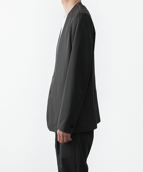 ATTACHMENT（アタッチメント）の「【LIMITED】LUCA MATTE TWIST COLLARLESS JKT / ルカマット ツイスト カラーレス JKT（テーラードジャケット・メンズ・カーキ/ブラック・3/2/1/4）」の5枚目の写真