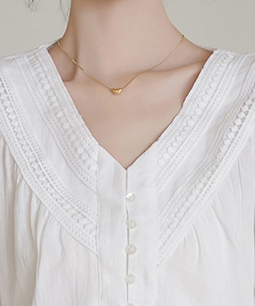 ReRe(リリ)の「Vレースデザインブラウス(シャツ/ブラウス・レディース・ホワイト・MEDIUM/LARGE/X-LARGE)」の9枚目の写真