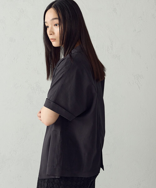 COMME CA ISM(コムサイズム)の「リネンライク 半袖シャツジャケット / セットアップ対応(テーラードジャケット・レディース・チャコール/ベージュ・LARGE/MEDIUM)」の12枚目の写真