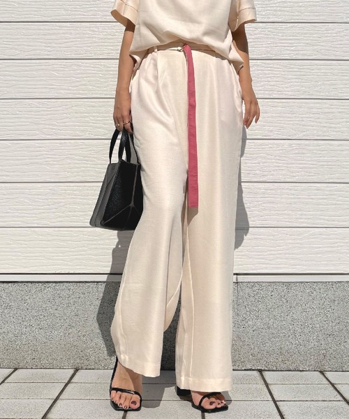 Q(キュー)の「リネンライクDカンベルトパンツ(その他パンツ・レディース・チャコールグレー/アイボリー・MEDIUM)」の1枚目の写真
