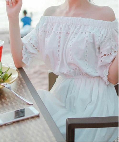 &soiree(アンドソワレ)の「2WAYレースドッキングフレアワンピース(ワンピース・レディース・ホワイト・X-LARGE/LARGE/MEDIUM/SMALL)」の4枚目の写真