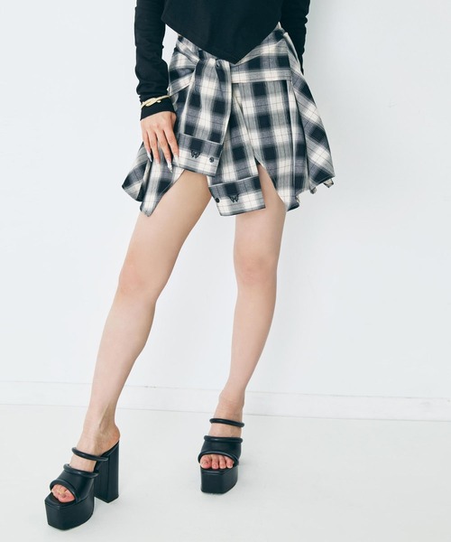 ANAP(アナップ)の「eggモデル あいみんコラボ チェックスカート(スカート・レディース・ブラック×ホワイト/ブラック×ベージュ・S/M)」の3枚目の写真