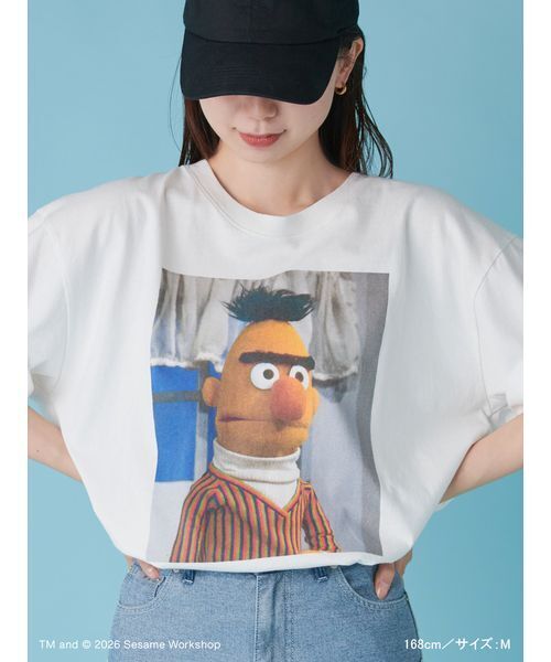 SESAME STREET(セサミストリート)の「【UNISEX】ヴィンテージフォトTシャツ(Tシャツ/カットソー・レディース・ピンク/カーキ/ブラック/ライトグレー/オフホワイト・M/L)」の6枚目の写真