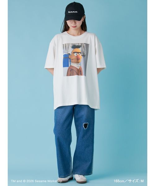 SESAME STREET(セサミストリート)の「【UNISEX】ヴィンテージフォトTシャツ(Tシャツ/カットソー・レディース・ピンク/カーキ/ブラック/ライトグレー/オフホワイト・M/L)」の7枚目の写真