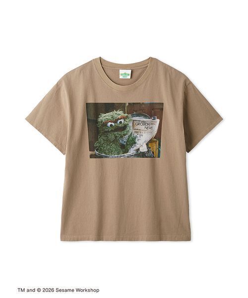 SESAME STREET(セサミストリート)の「【UNISEX】ヴィンテージフォトTシャツ(Tシャツ/カットソー・レディース・ピンク/カーキ/ブラック/ライトグレー/オフホワイト・M/L)」の4枚目の写真