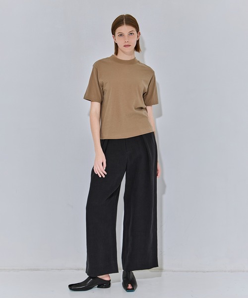 ATON（エイトン）の「【ATON/エイトン】FRESCA NUBUCK MOCK NECK T SHIRTS/ヌバックモックネックTシャツ（Tシャツ/カットソー・レディース・オフホワイト/ベージュ/チャコールグレー・1）」の5枚目の写真