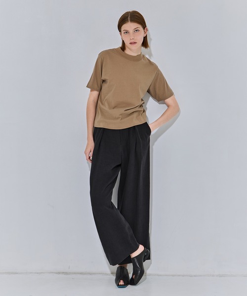 ATON（エイトン）の「【ATON/エイトン】FRESCA NUBUCK MOCK NECK T SHIRTS/ヌバックモックネックTシャツ（Tシャツ/カットソー・レディース・オフホワイト/ベージュ/チャコールグレー・1）」の6枚目の写真