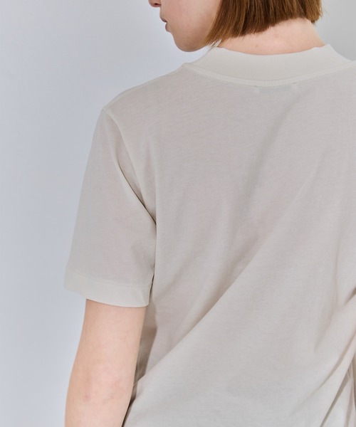 ATON（エイトン）の「【ATON/エイトン】FRESCA NUBUCK MOCK NECK T SHIRTS/ヌバックモックネックTシャツ（Tシャツ/カットソー・レディース・オフホワイト/ベージュ/チャコールグレー・1）」の18枚目の写真