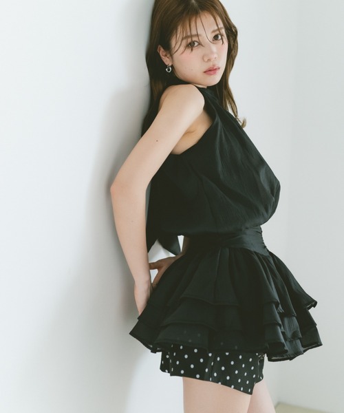 VANNIE U(ヴァニーユー)の「ホルターネックリボンシフォンミニワンピース/前後2WAY(ワンピース・レディース・ブラック/アイボリー・FREE)」の1枚目の写真
