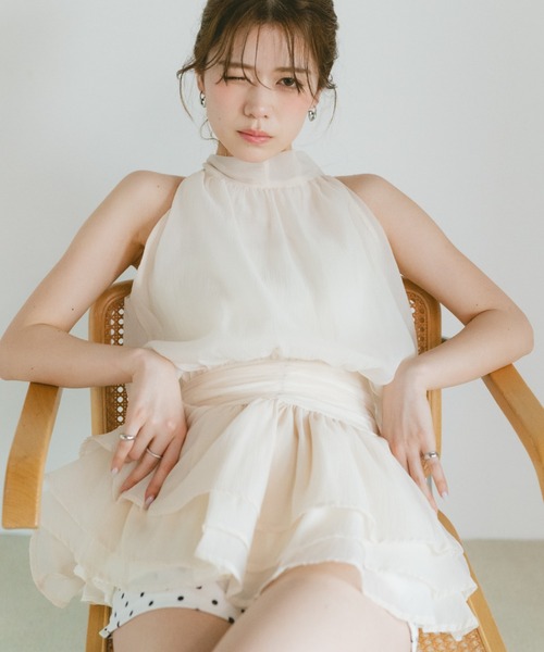 VANNIE U(ヴァニーユー)の「ホルターネックリボンシフォンミニワンピース/前後2WAY(ワンピース・レディース・ブラック/アイボリー・FREE)」の5枚目の写真