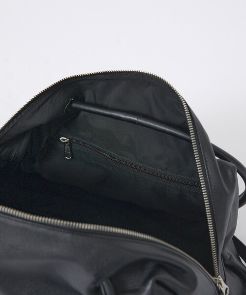 YArKA(ヤーカ)の「【YArKA/ヤーカ】real leather sharp & soft mix nuance bag Lサイズ/ ニュアンスボストンバッグ(ボストンバッグ・メンズ・ブラック・フリー)」の8枚目の写真