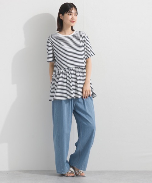 OMNES(オムネス)の「プレーティング天竺 切替ギャザーペプラム 半袖Tシャツ UVカット付(Tシャツ/カットソー・レディース・ネイビー/チャコールグレー/ライトグレー/ホワイト×ネイビー・FREE)」の5枚目の写真