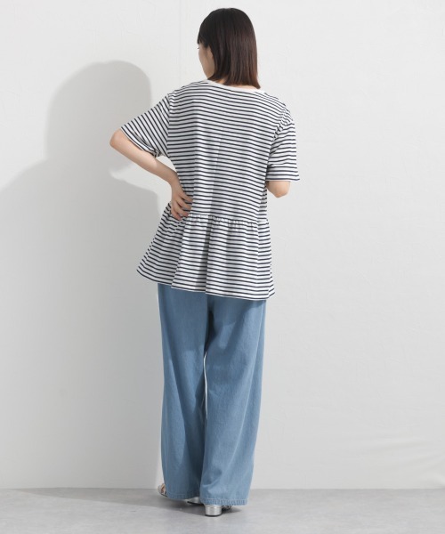 OMNES(オムネス)の「プレーティング天竺 切替ギャザーペプラム 半袖Tシャツ UVカット付(Tシャツ/カットソー・レディース・ネイビー/チャコールグレー/ライトグレー/ホワイト×ネイビー・FREE)」の6枚目の写真