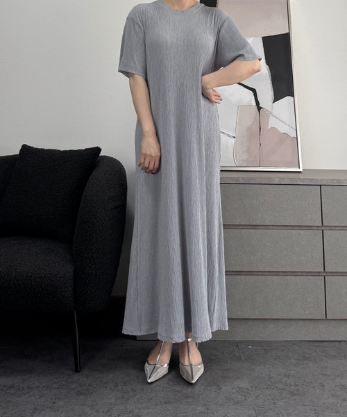 O.W(オーダブリュー)の「【Lサイズ・XLサイズ専門着痩せブランド】ストレートマキシワンピース(ワンピース・レディース・グレー/ホワイト・FREE)」の6枚目の写真