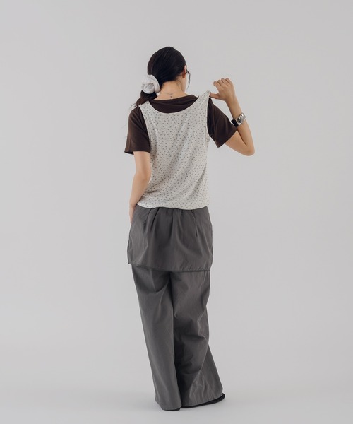 MUHET(ミュエータ)の「【set item】assorted flower tank top & t-shirt set / アソート花柄タンクトップ&Tシャツセット(Tシャツ/カットソー・レディース・ネイビー/ブラウン・FREE)」の14枚目の写真