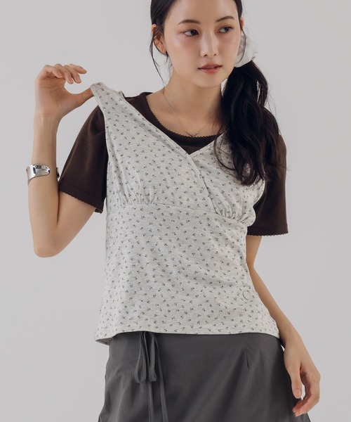 MUHET(ミュエータ)の「【set item】assorted flower tank top & t-shirt set / アソート花柄タンクトップ&Tシャツセット(Tシャツ/カットソー・レディース・ネイビー/ブラウン・FREE)」の7枚目の写真