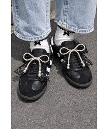 Bling Leads（ブリングリーズ）の「【Bls】【ZA】【Bling Leads】パール×レースリボン スニーカーアクセサリー（チャーム）」