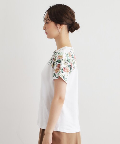 LAURA ASHLEY(ローラアシュレイ)の「【接触冷感/洗える/コットン100%】ロミリー柄 デコルテプリントTシャツ(Tシャツ/カットソー・レディース・ネイビー系/ホワイト系3/ライトグレー系・40/38)」の17枚目の写真