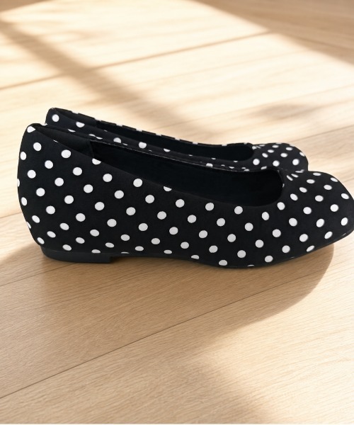 shoes365(シューズスリーシックスファイヴ)の「SHOES 365 ドット柄スクエアトゥインヒールパンプス(パンプス・レディース・ブラウン/ブラック・24.0cm/23.5cm/24.5cm/23.0cm)」の18枚目の写真