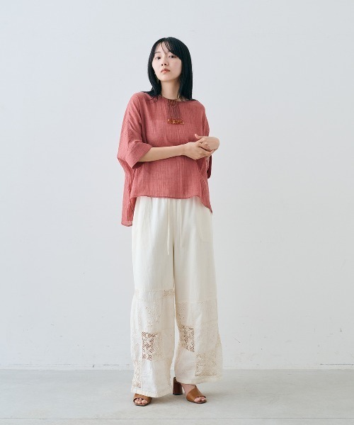 MEDE19F(メデジュウキュウ)の「MEDE19F シングルガーゼドルマントップス(その他トップス・レディース・レッド/ブルー/ブラック・M/L/LL)」の5枚目の写真