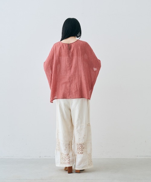 MEDE19F(メデジュウキュウ)の「MEDE19F シングルガーゼドルマントップス(その他トップス・レディース・レッド/ブルー/ブラック・M/L/LL)」の7枚目の写真