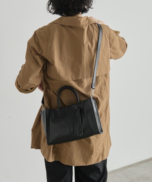 ear PAPILLONNER(イアパピヨネ)の「《本革》マチありタッセルトートバッグSサイズ(トートバッグ・レディース・サックスブルー/ブラック・FREE)」の19枚目の写真