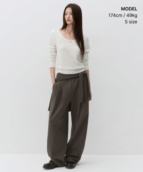 MUSINSA STANDARD WOMAN（ムシンサスタンダードウーマン）の「ウィメンズエッセンシャルスcoopネックニット[アイボリー]（ニット/セーター・レディース・その他・X-SMALL/SMALL/MEDIUM/LARGE）」の2枚目の写真