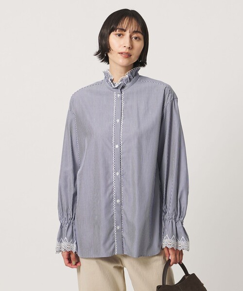 UNITED ARROWS(ユナイテッドアローズ)の「エンブロイダリー スタンドフリル シャツ(シャツ/ブラウス・レディース・その他7/オフホワイト/その他1・FREE)」の3枚目の写真