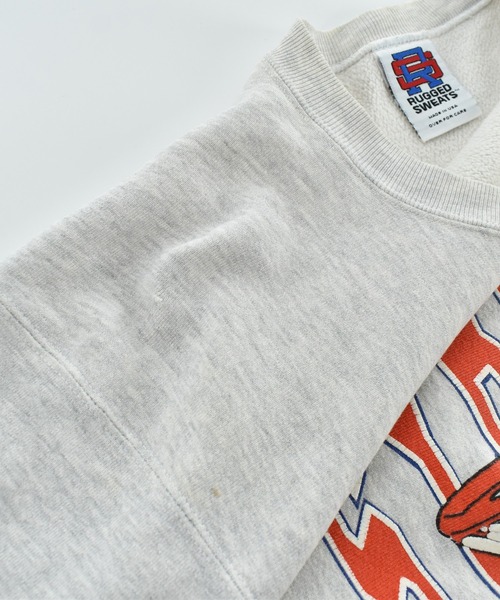 VINTAGE（ヴィンテージ）の「【USED】90’s RUGGED SWEATS "SYRACUSE BASKETBALL" リバースタイプ スウェット（スウェット・メンズ・グレー・LARGE）」の4枚目の写真