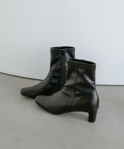 Andemiu（アンデミュウ）の「ストレッチショートブーツ/1063783（ブーツ・レディース・ブラック/ブラウン・MEDIUM/LARGE）」の3枚目の写真